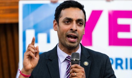 Virginia Democrat Suhas Subramanyam Weigh Dramatic Court Changes After Supreme Court Strikes Down Voter-Approved Redistricting Map