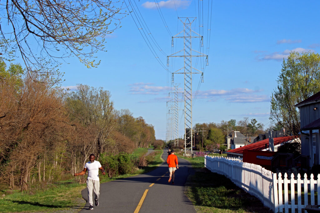 Regulator approves electricity transmission line, towers in Alexandria to serve one data center