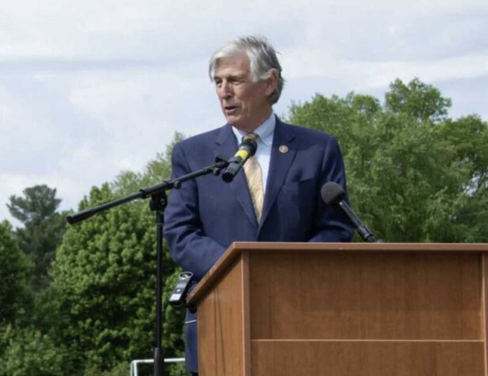 Virginia job picture is ammunition for local Democrats in the heat of elections