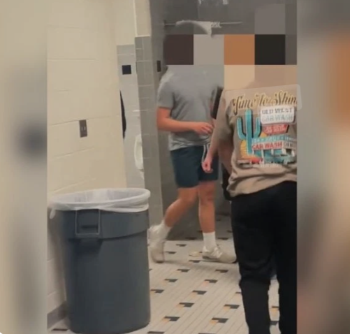A Loudoun County Teen Spoke Up About Locker Room Privacy. Now He’s Under Title IX Investigation.