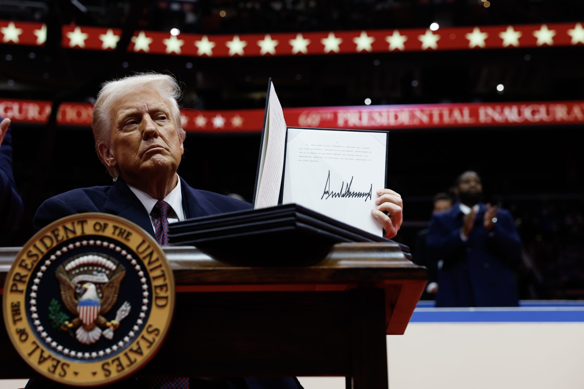 Trump orders withdrawal from Paris climate agreement