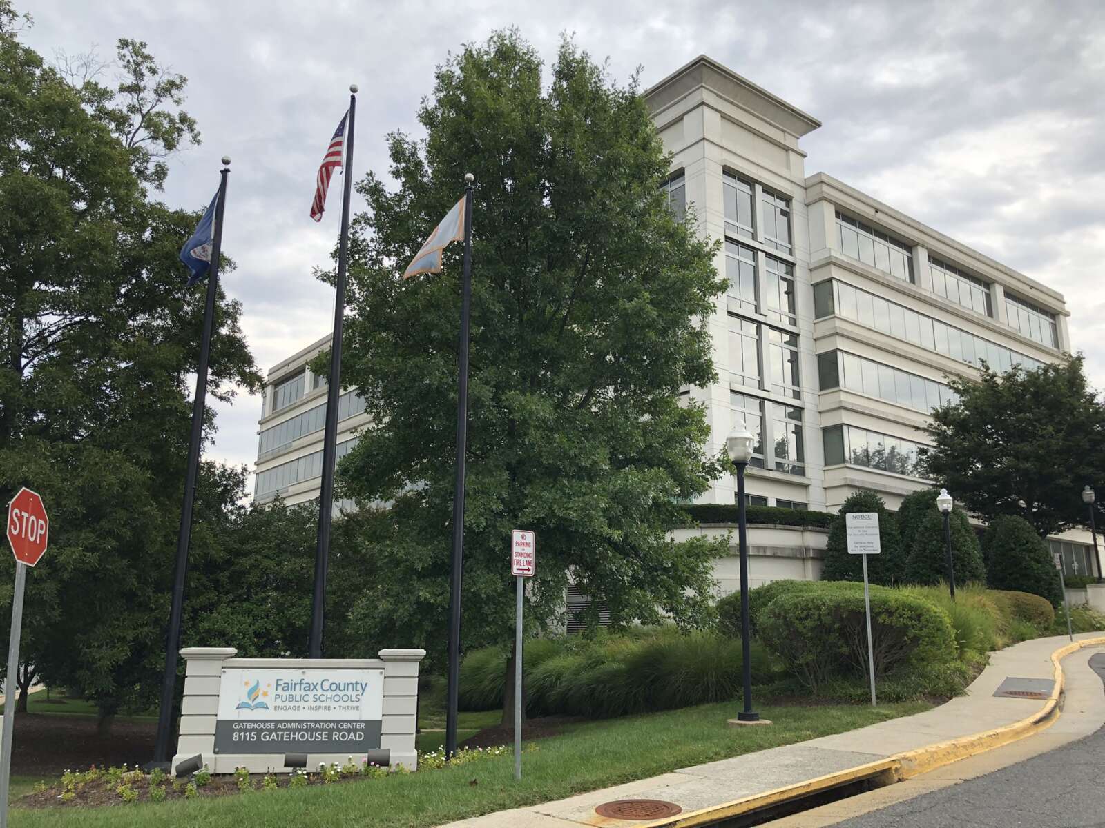 Fairfax School Board approves new contract for teachers, but raises are dependent on county budget