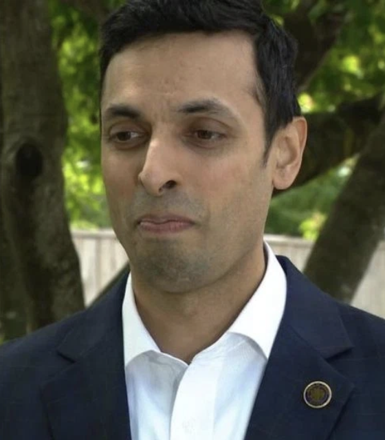 A vote for Suhas Subramanyam is a vote for less transparency in public schools