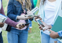 General Assembly passes bill giving schools more say on classroom phone rules