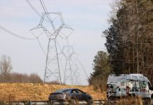 Residents wrangle over transmission line proposal for rural Virginia Existing transmission lines run through Goochland and Louisa counties. The support structures are similar to those that would be used for Valley Link. (Photo by Charles Paullin/Inside Climate News)