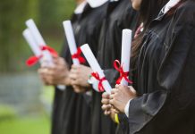 Virginia joins initiative to create three-year bachelor’s degree model A group of college graduates. (Photo by Getty Images)