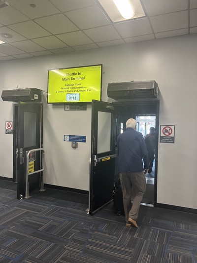 Dulles people mover